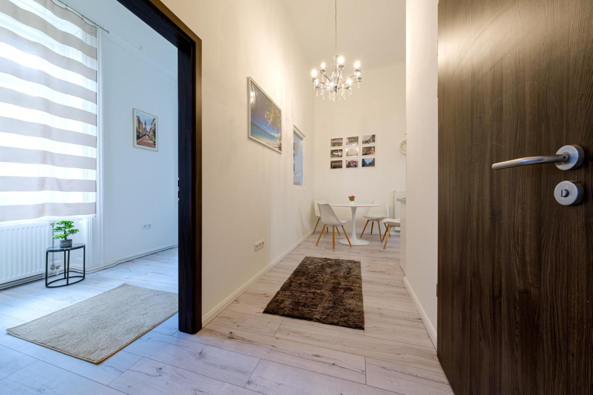 Soho Downtown Apartment Budapest Exterior photo